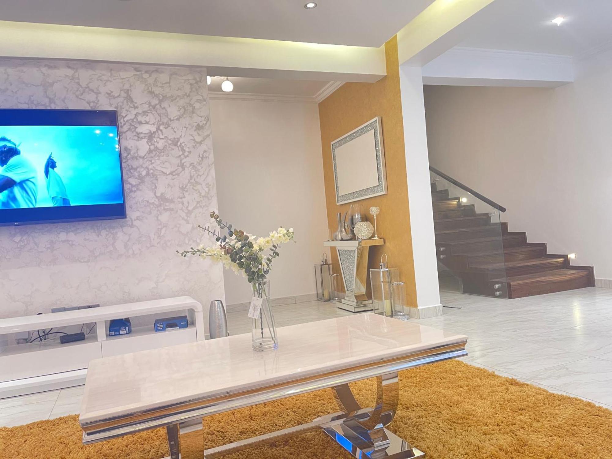 The Vittins Apartment อักกรา ภายนอก รูปภาพ